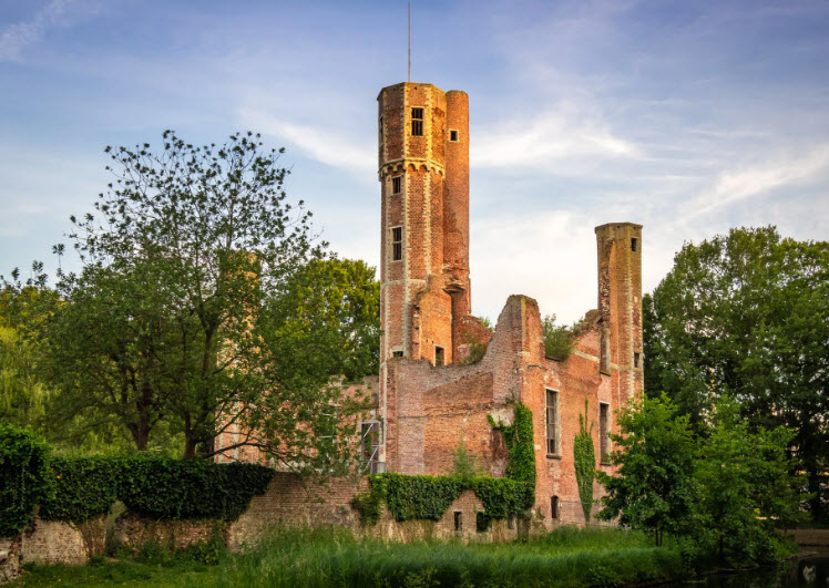 Kasteel Ter Lucht, Belgium